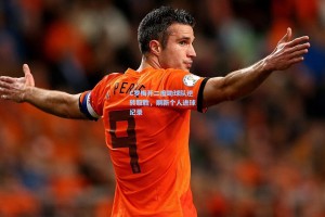 C罗梅开二度助球队逆转取胜，刷新个人进球纪录