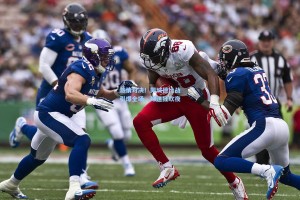 激情对决！同城德比战引爆全场，球迷狂欢夜