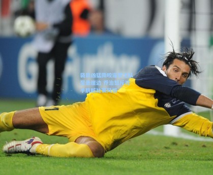 袋鼠凶猛撕咬逼梦之队至悬崖边 乔治怒斥对手肮脏比赛风格